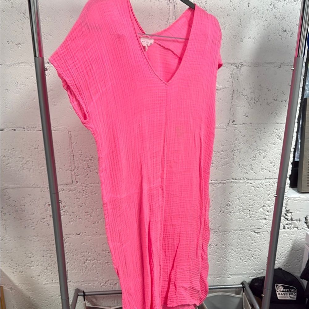 Vibrant Pink V-Neck Dress - FELICITE APPAREL - Cute Cotton Summer Dress Size XS